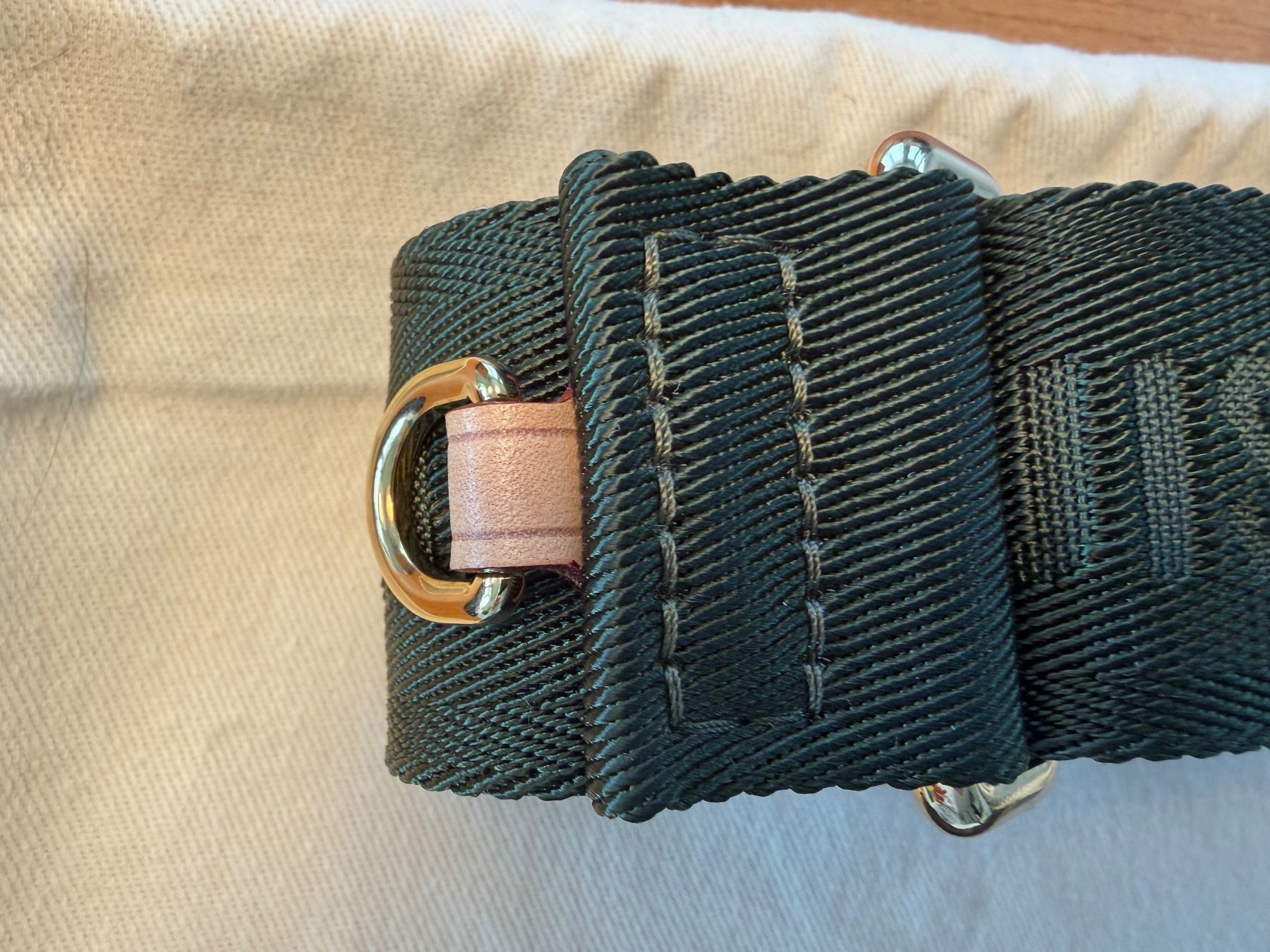Louis Vuitton Taschen für Damen: Louis Vuitton Multi Pochette Accessoires – Gebraucht aus Altendorf von fivep 8