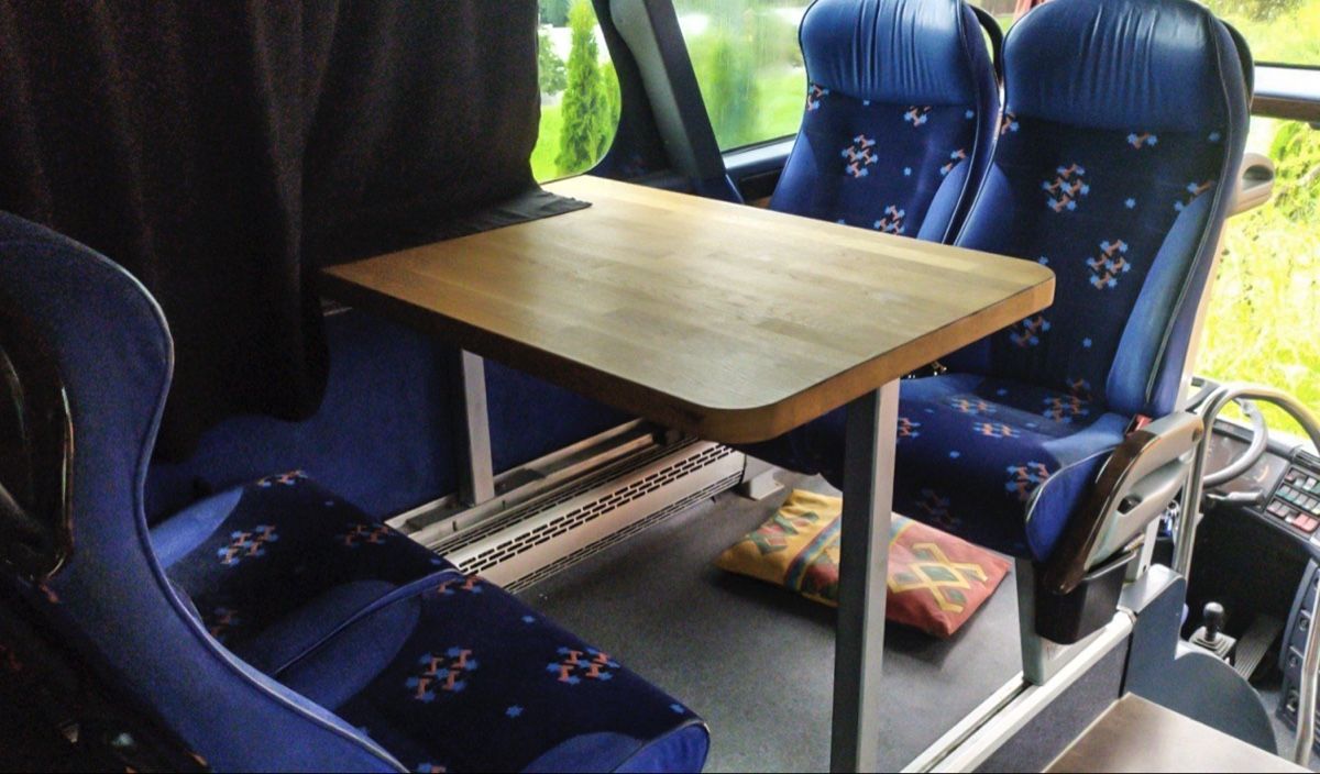 Véhicules de camping:  Wohnmobil Neoplan Starliner – D'occasion à St. Moritz par rob_9wkp 6