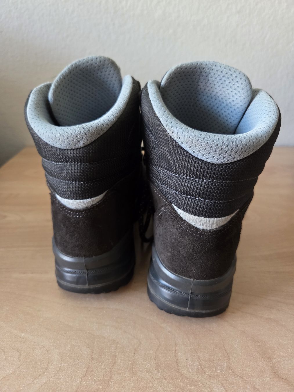 Lowa Scarpe da donna: Lowa Sciora Evo GTX Mid Goretex Damen   Wanderschuh Gr.38 – Usato da Winterthur venduto da katzen07 2