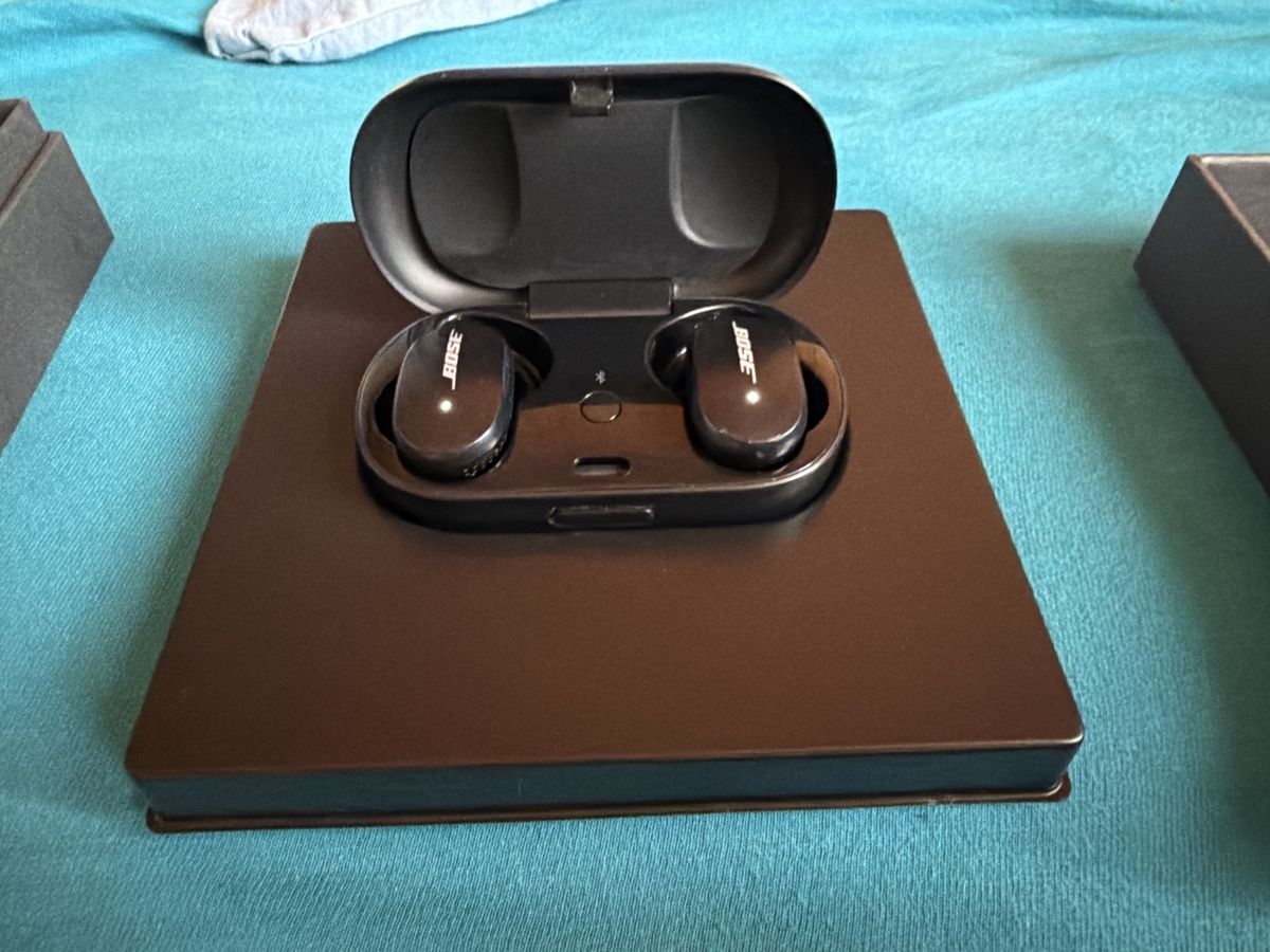 Bose Kopfhörer: Bose SoundSport Free Wireless Kopfhörer – Gebraucht aus Horw von rokaho