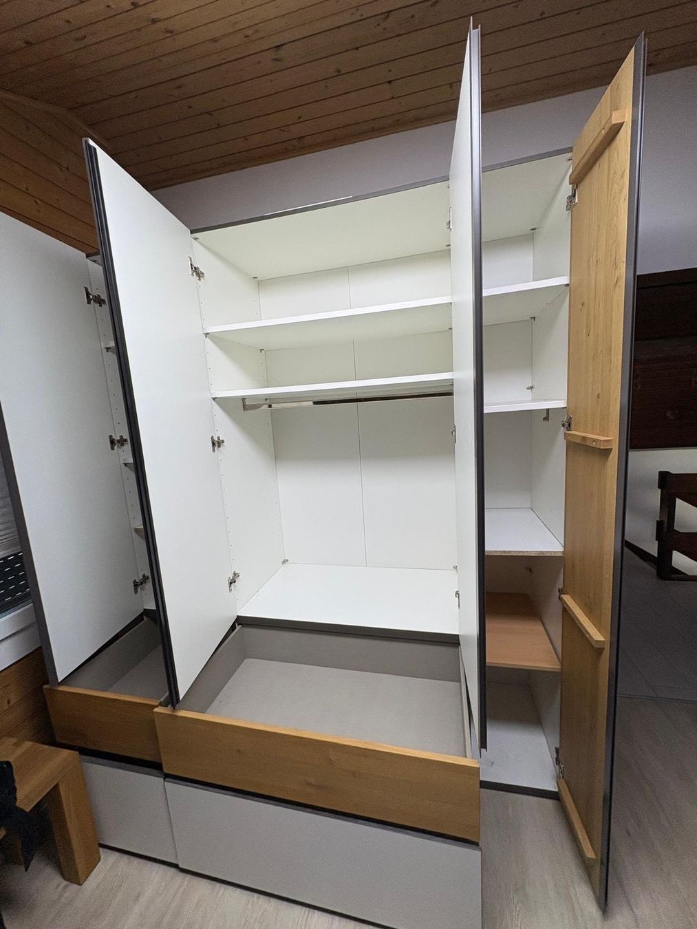 Armoires: Kleiderschrank – D'occasion à Eschenz par plecas 2
