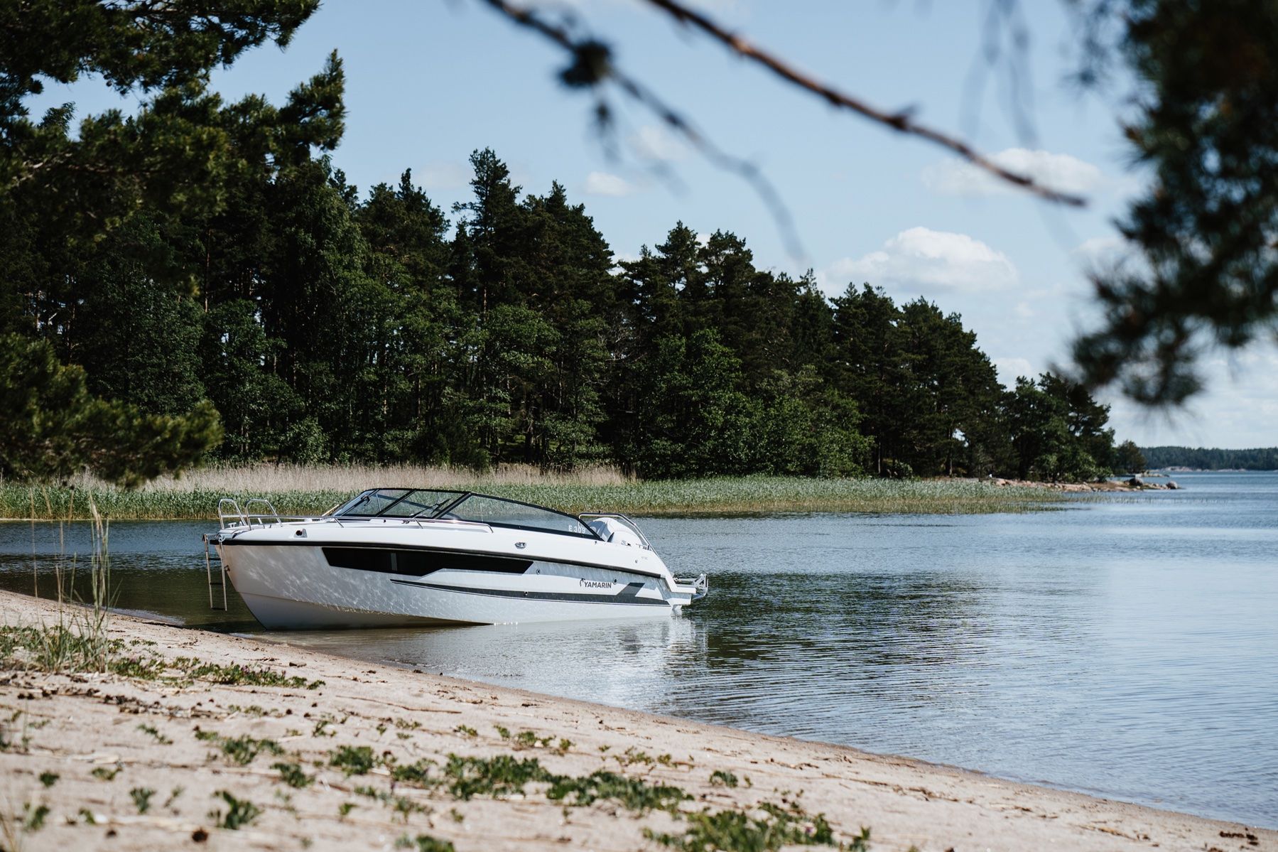 Yamarin Boote: Yamarin 67DC – Neu und originalverpackt aus Biel/Bienne von BootszentrumBiel 2