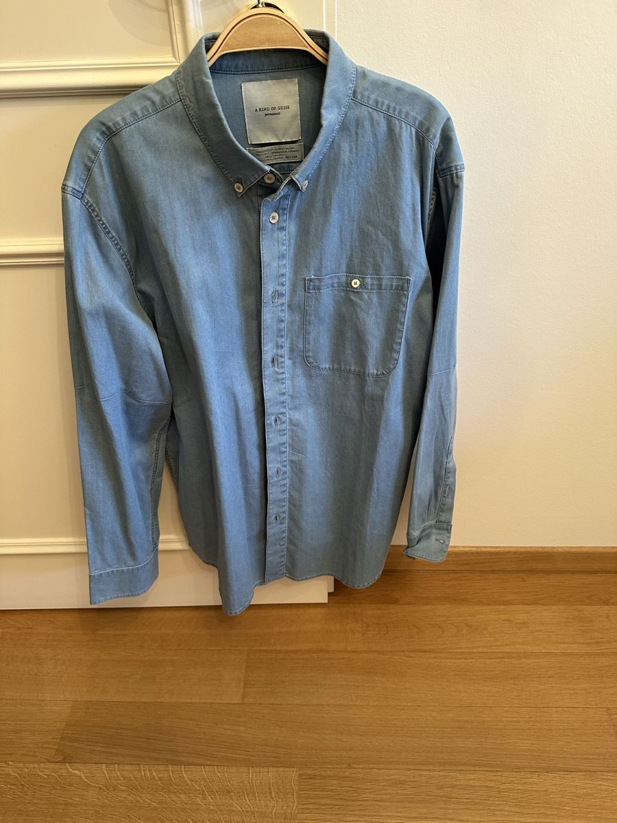 Camicie: A kind of guise – Nuovo (secondo la descrizione) da Pully venduto da tarra26
