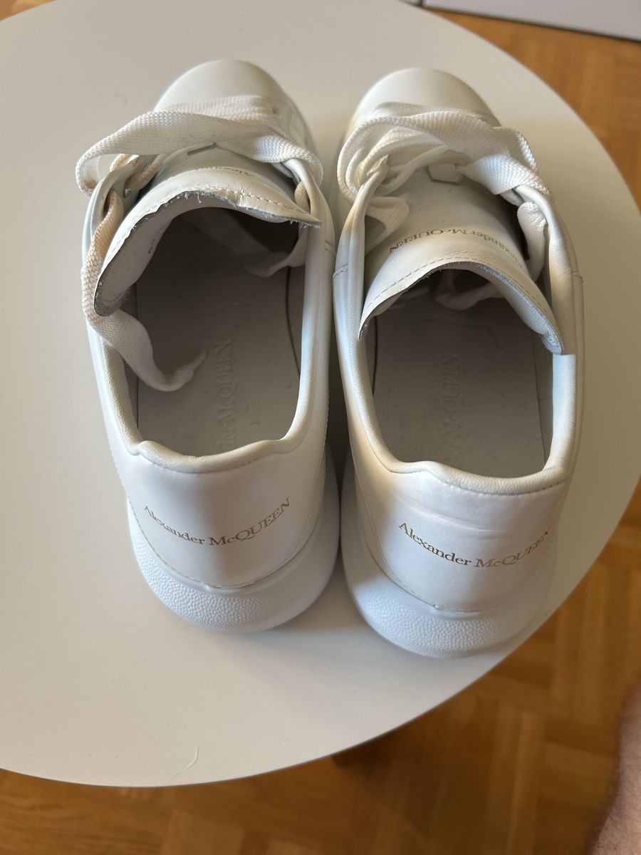 Alexander Mcqueen Scarpe da uomo: Chaussures Alexander McQueen en bon état  – Usato da Cugy VD venduto da sam_ydk6 2