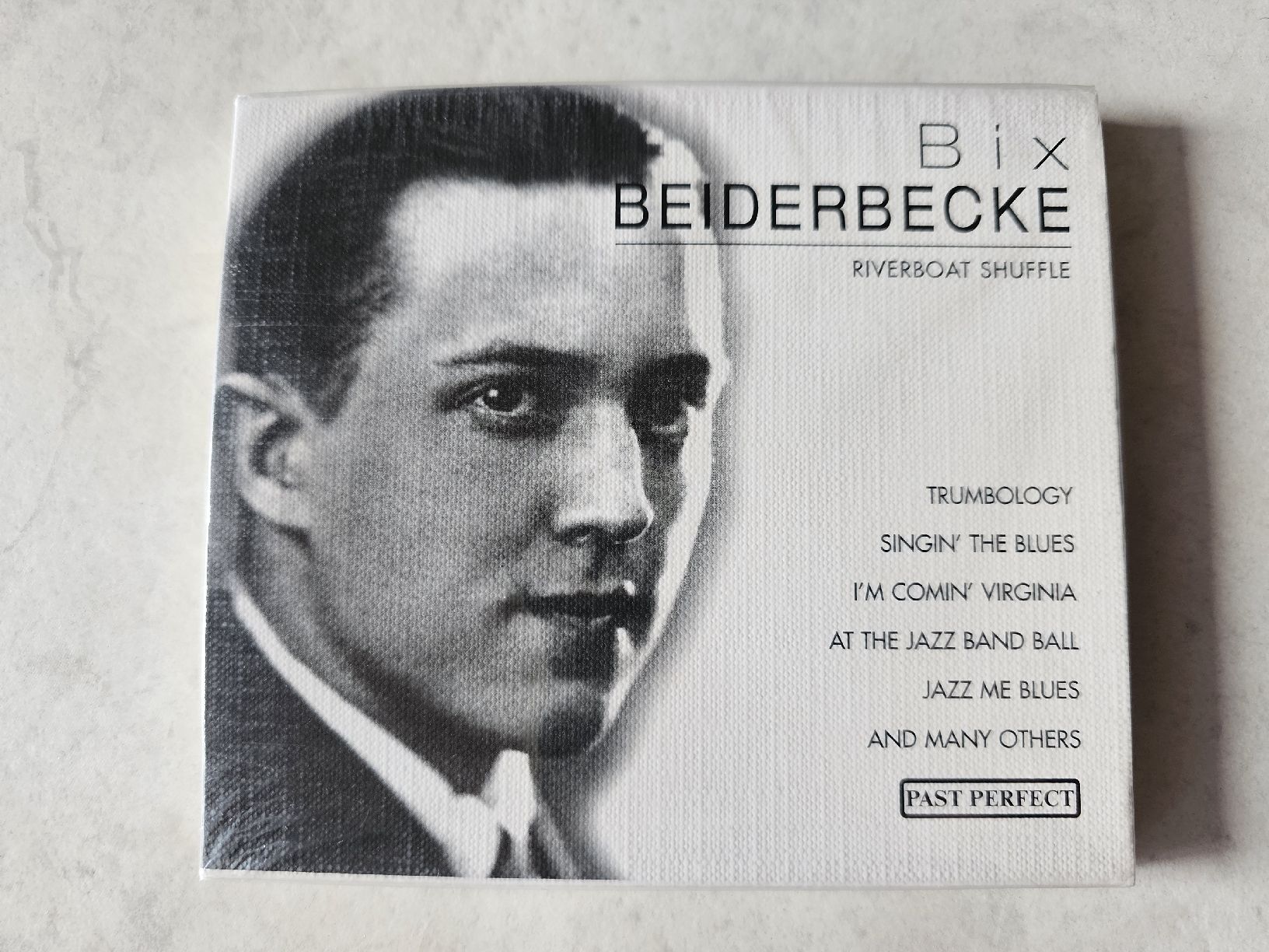 CDs: Bix Beiderbecke  -  Riverboat Shuffle / Fabrikneu – Neu und originalverpackt aus Schneisingen von backstore24