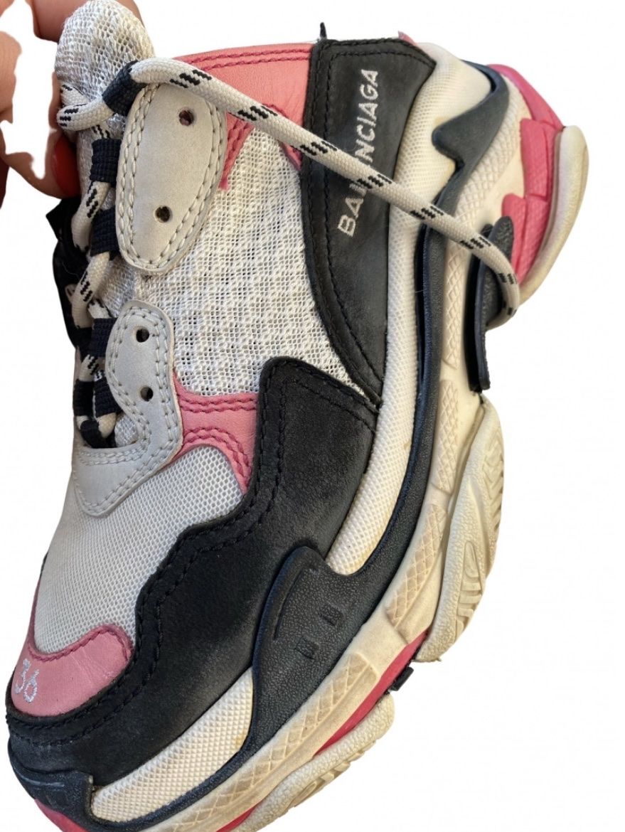 Balenciaga Scarpe da donna: Balenciaga triple S numero 36 – Usato da Giubiasco venduto da asi_h7l5 1