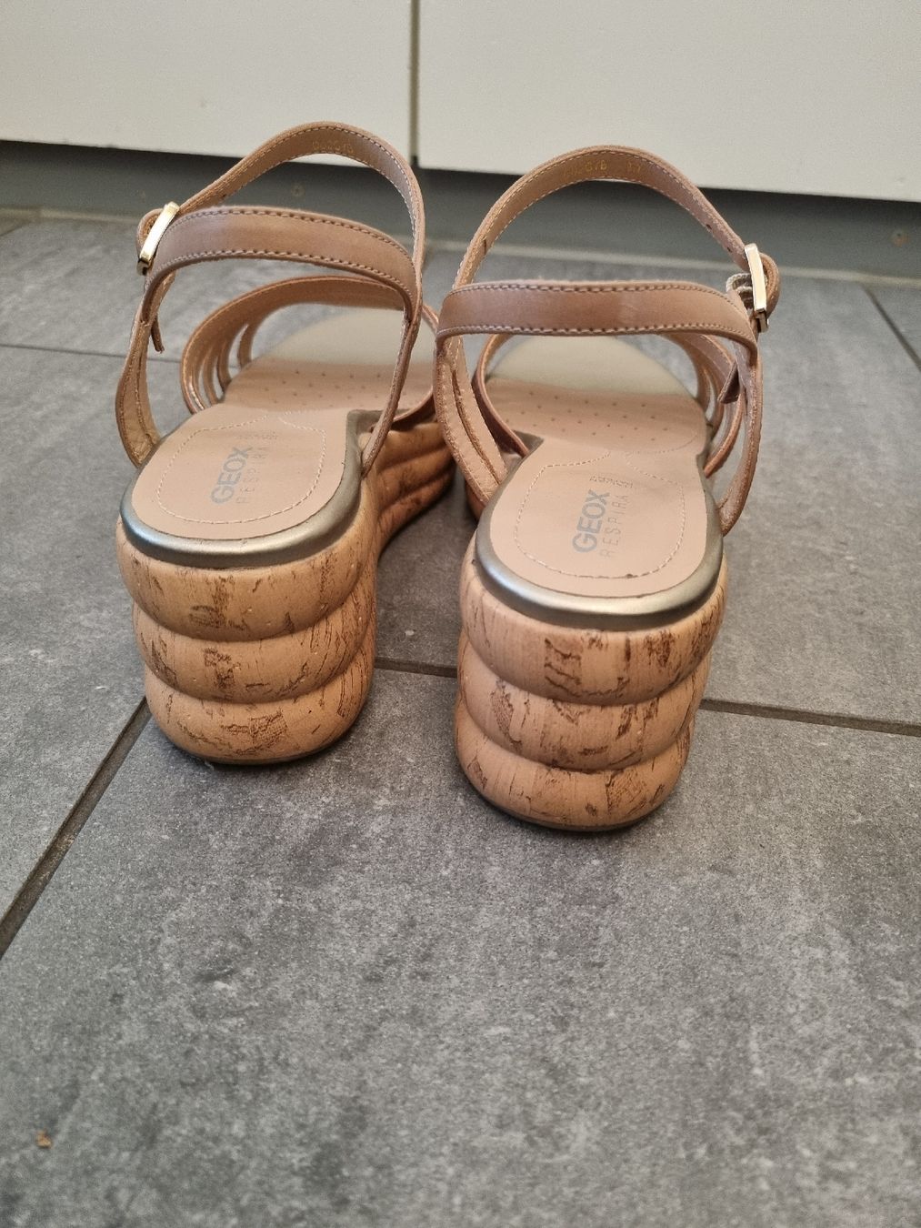Geox Scarpe da donna: Geox Sandalen Gr. 39.5 – Usato da Thalwil venduto da Briscolina 1