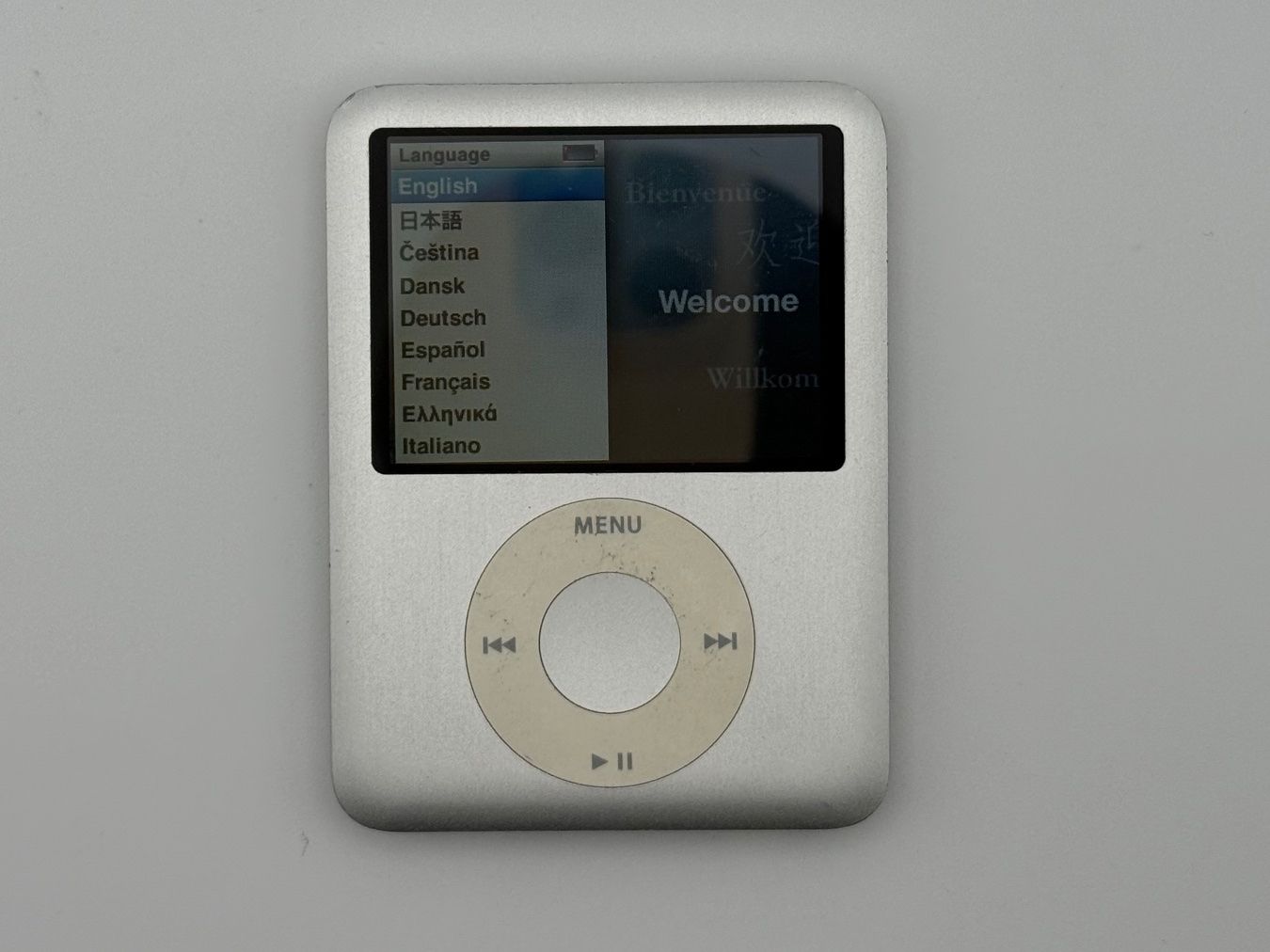 Apple Lettore multimediale portatile: Apple iPod Nano 3. Generation 4GB - Silber - Getestet – Usato da St. Gallen venduto da KumanekoDen