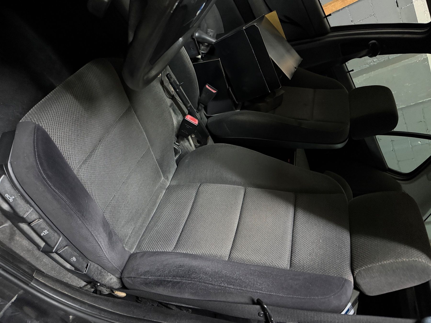 BMW Tutti pezzi di ricambio auto: BMW e30/e36/e46 Teile – Difettoso da Oberentfelden venduto da albert_aj 8