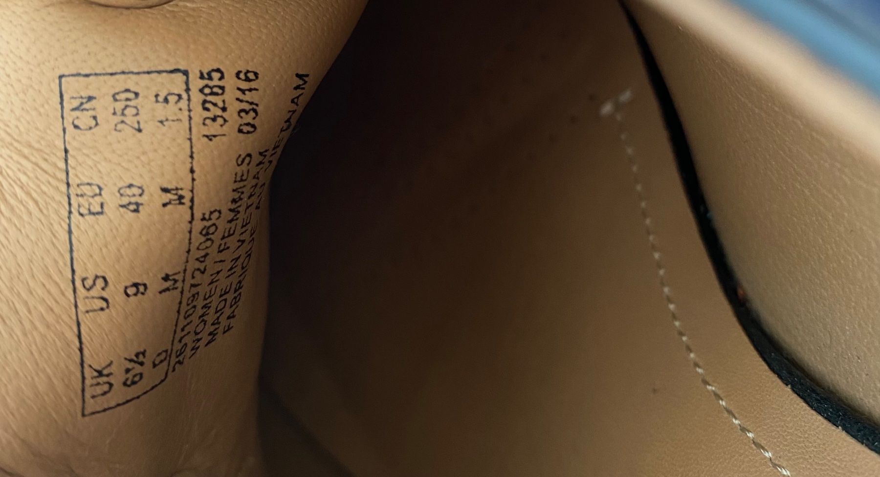 Clarks Chaussures femmes: CLARKS HALBSCHUHE NEUWERTIG – Neuf (Voir description) à Zürich par Fashionparade 8