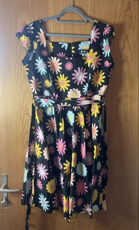 Lady Vintage Kleid Blumen Gr. 16 ( XL )