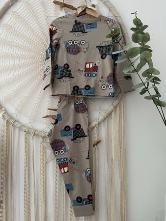 Pyjama mit Auto Motiv, Jungen, Gr. 98 *NEU
