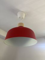 Ikea Lampe rot „BUNKEFLO“