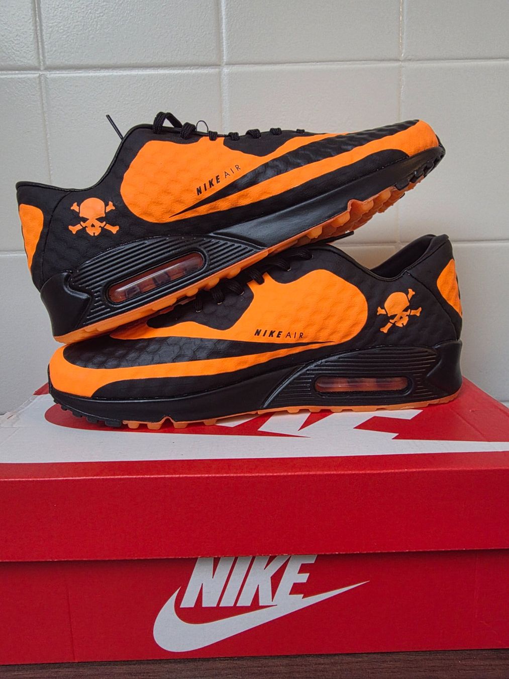 Nike Herrenschuhe: Nike Air Max 90 – Neu und originalverpackt aus Fleurier von dav_xx8y 1