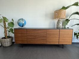 Sideboard Holz grau mit Schubladen