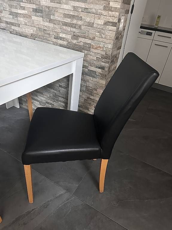 Tischset: RESERVIERT - Esstisch inklusive 6 Stühle – Gebraucht aus Walperswil von melissa.st 2