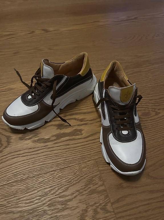 Scarpe da donna: Giorgio Perticari Damen Sneaker Gr. 38 – Usato da Basel venduto da notho 1