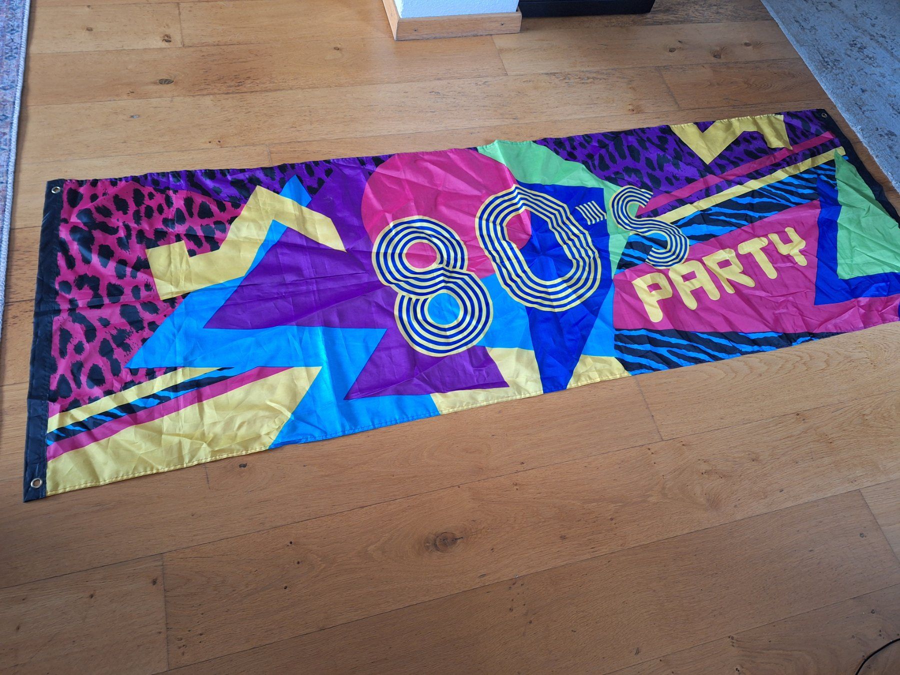 Tutte le decorazioni: 80er Party Deko Banner – Usato da Staufen venduto da Finoeggel
