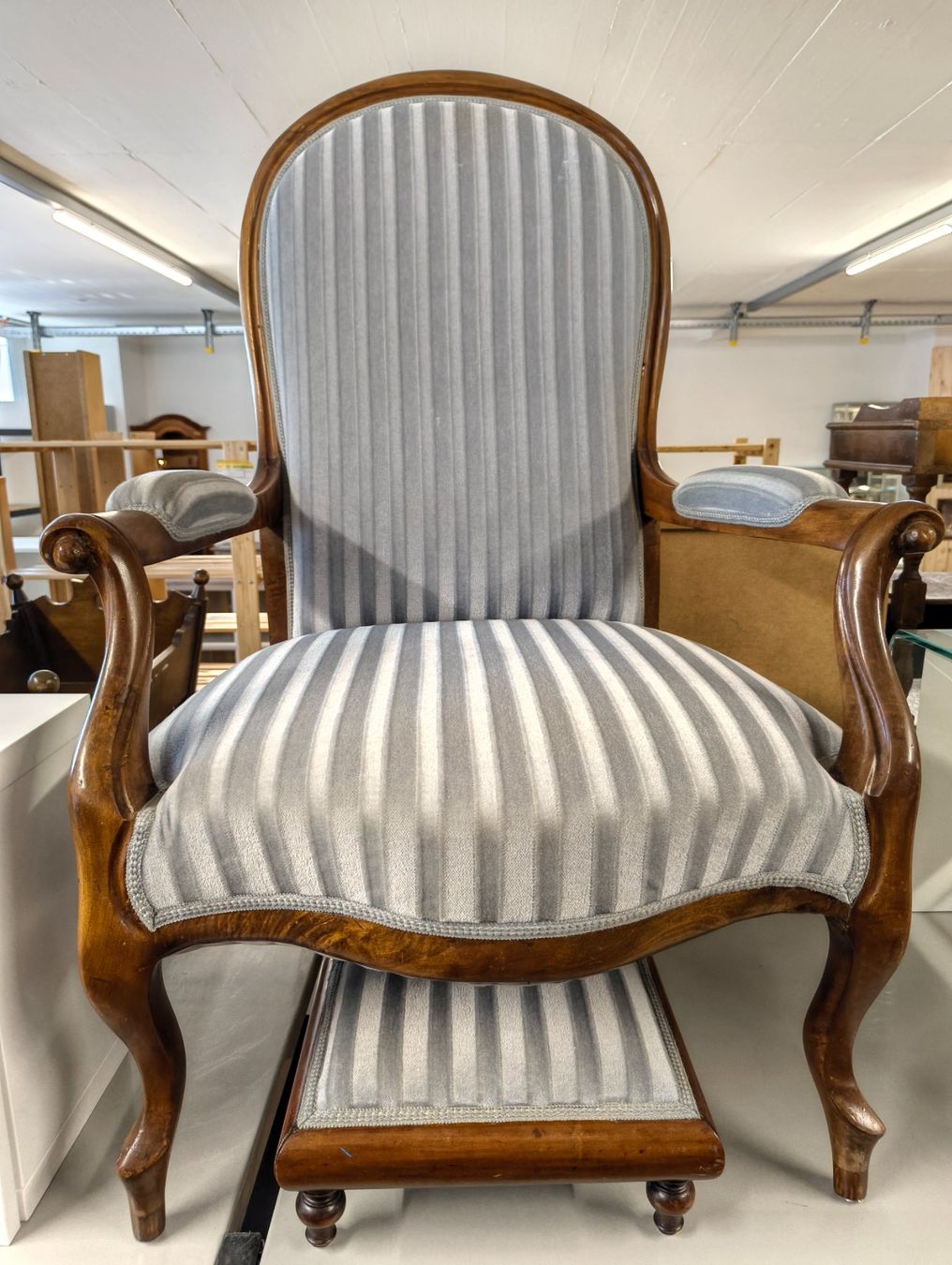 Sessel: Sessel mit Fussauflage – Gebraucht aus Basel von bk_brockibasel 1