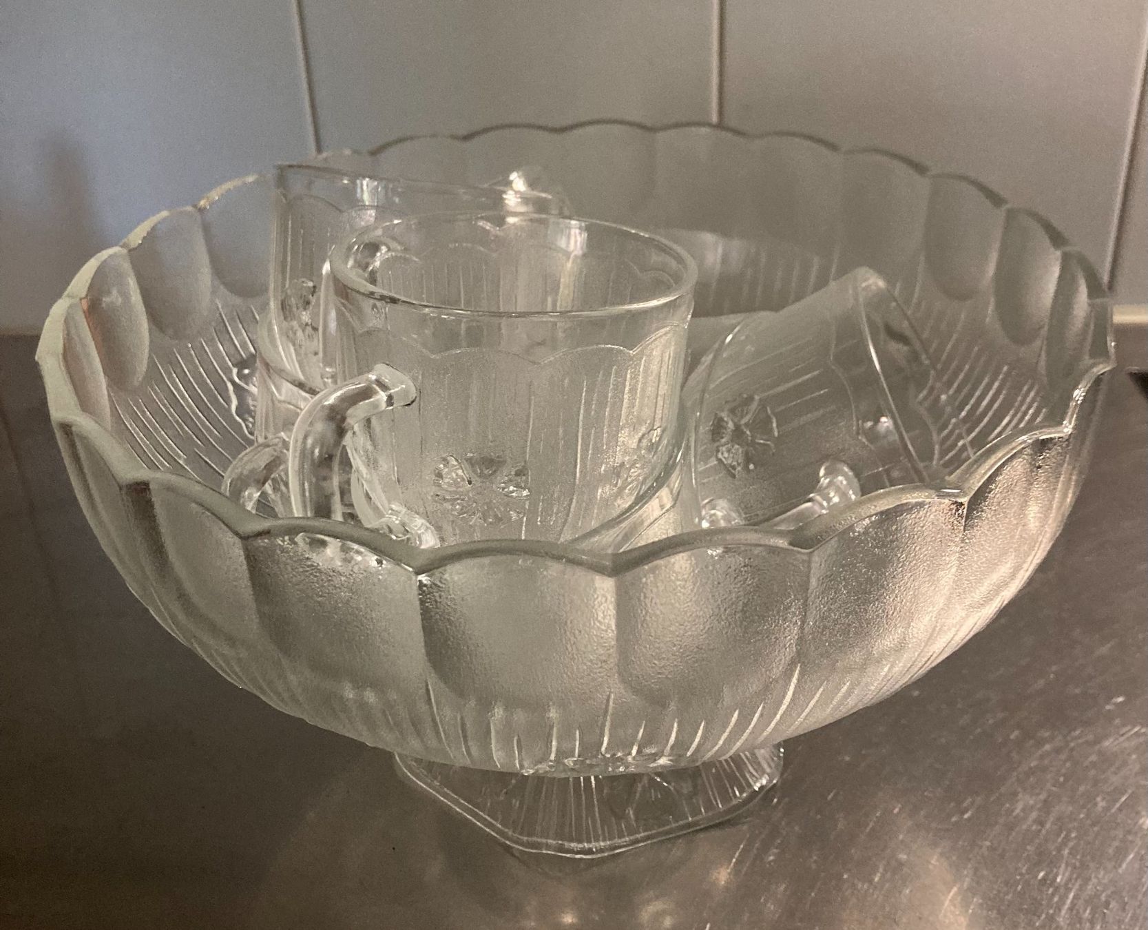 Services de table: Bowle - Service - Schüssel & 7 Gläser – D'occasion à Riniken par begeh-r-bar