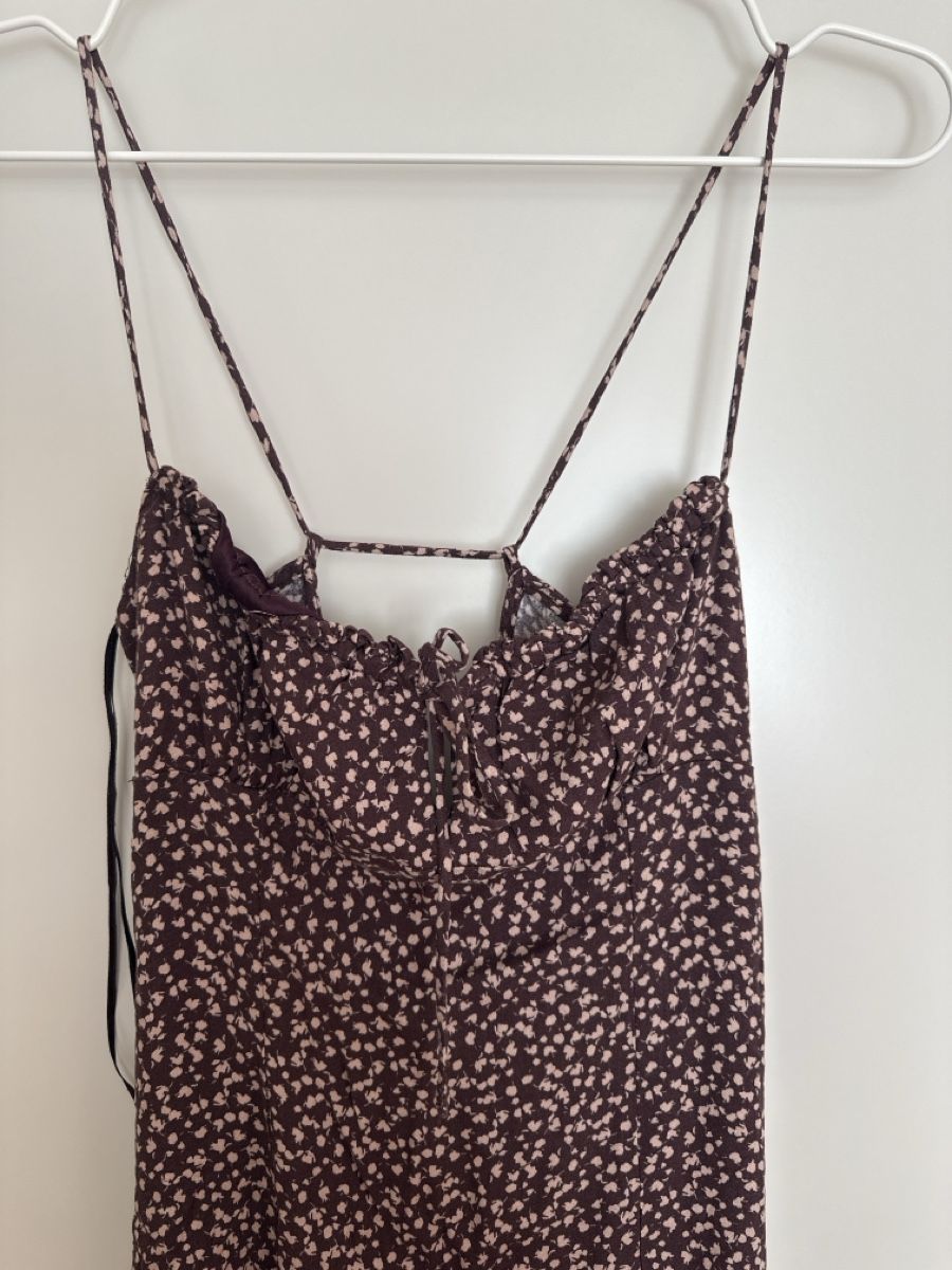 Brandy Melville Kleider: Brandy Melville Sommerkleid – Gebraucht aus Luzern von LauraLynnMeier 1