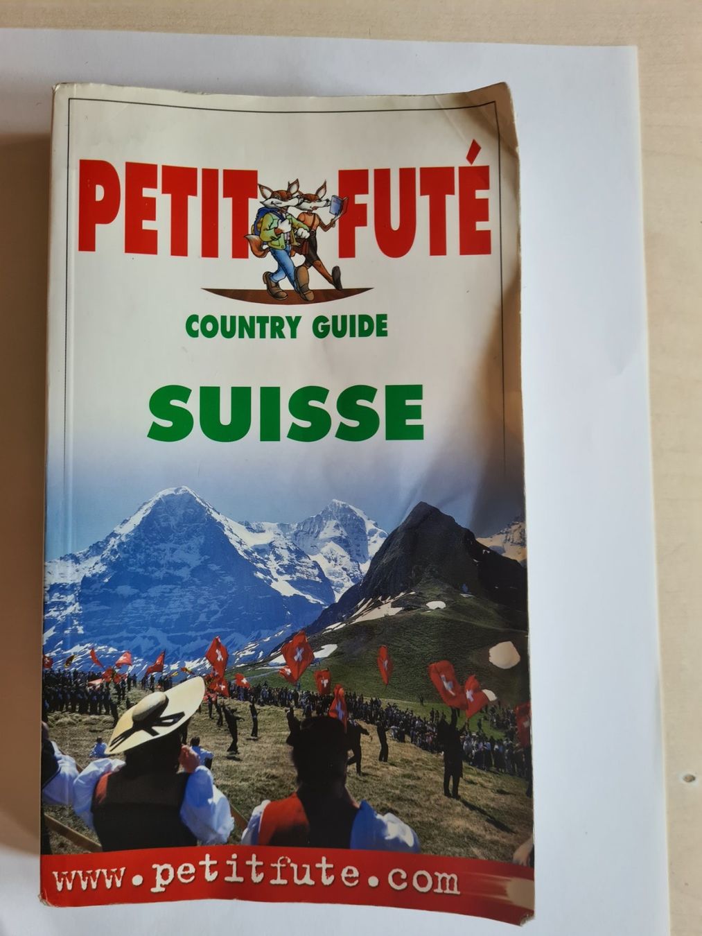 Libri: Guide le petit futé pour la Suisse – Usato da Zürich venduto da pleco12
