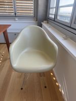 Sessel  Plastic Chair fieberglas beige guter Zustand