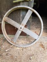 altes Wagenrad