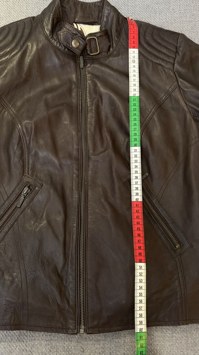 Avant Premiere Jacken: Avant Premiere Lederjacke, Größe 40, Braun – Gebraucht aus Adliswil von RicPro 6