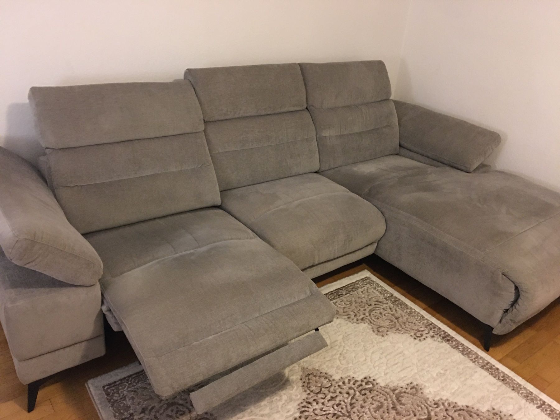 Divani: Schöne elektrische Sofa verstellbare Ecksofa 2.90 x 1.80 – Usato da Grenchen venduto da Tirana 4