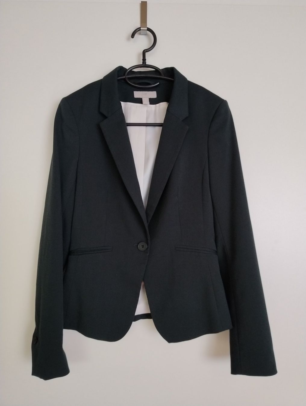 Completi & Tailleur: Blazer und Hose, Gr.36 – Usato da Dallenwil venduto da and-maia 1