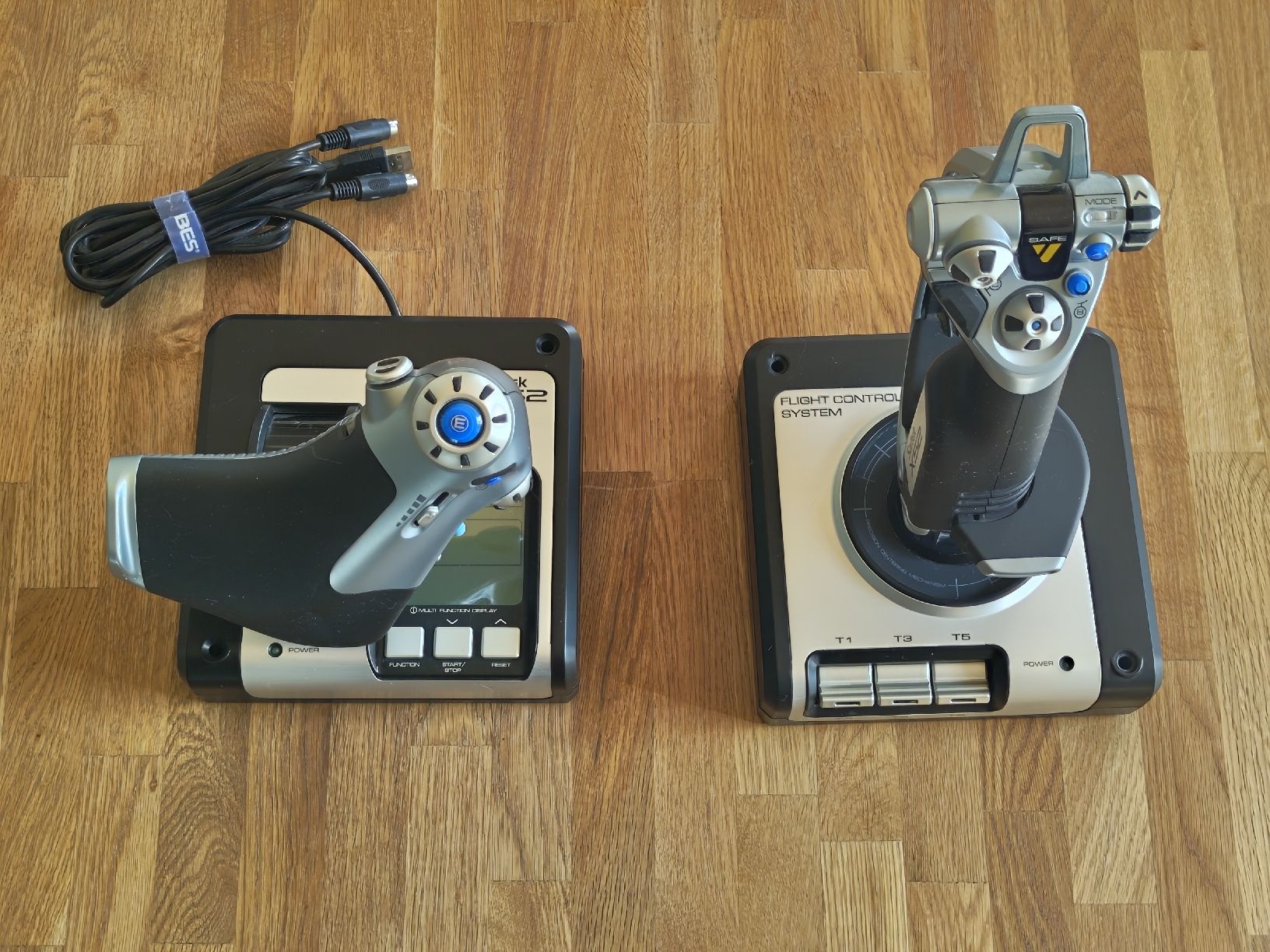 Saitek Controller: Saitek x52 – Gebraucht aus Bramois von Babaluca2