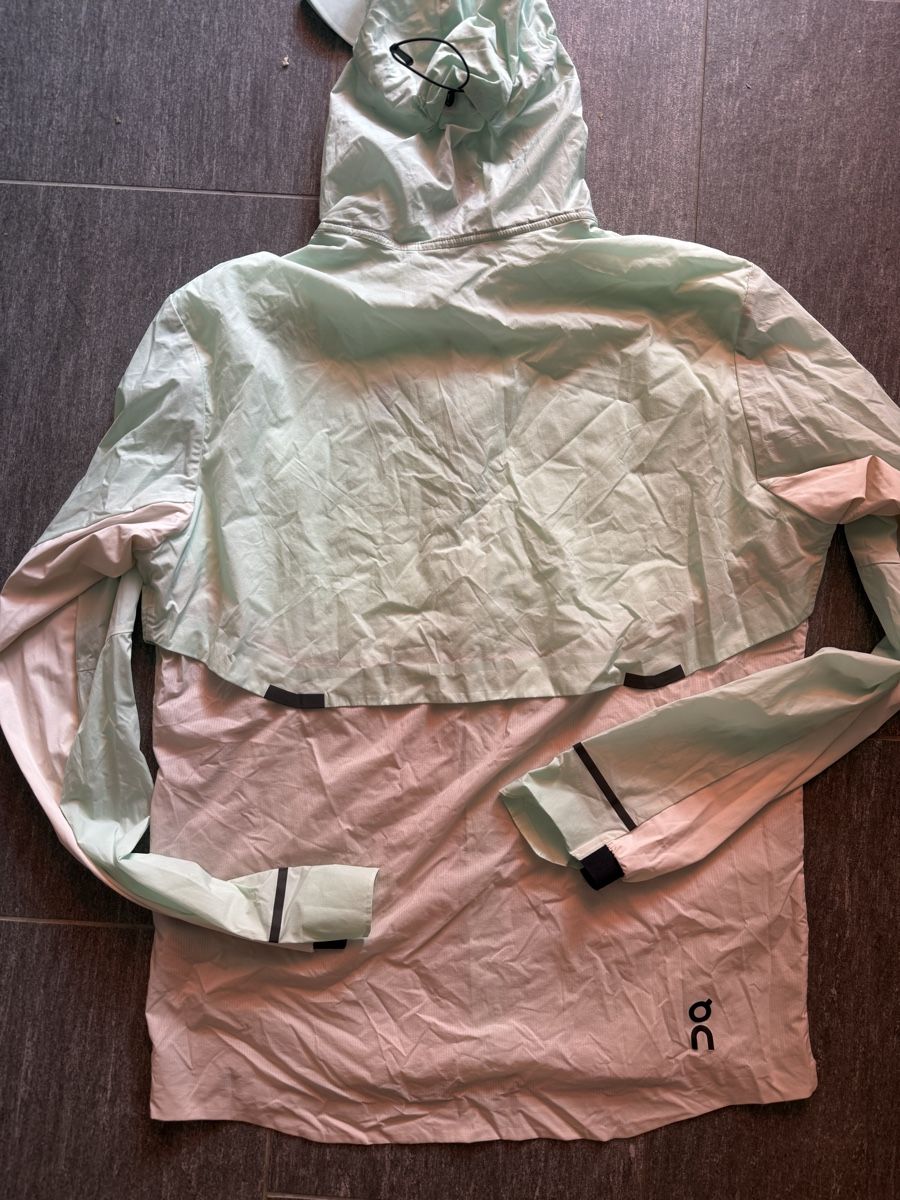 Jacken: On Laufjacke (L) – Gebraucht aus Bern von Laufsport3000 3