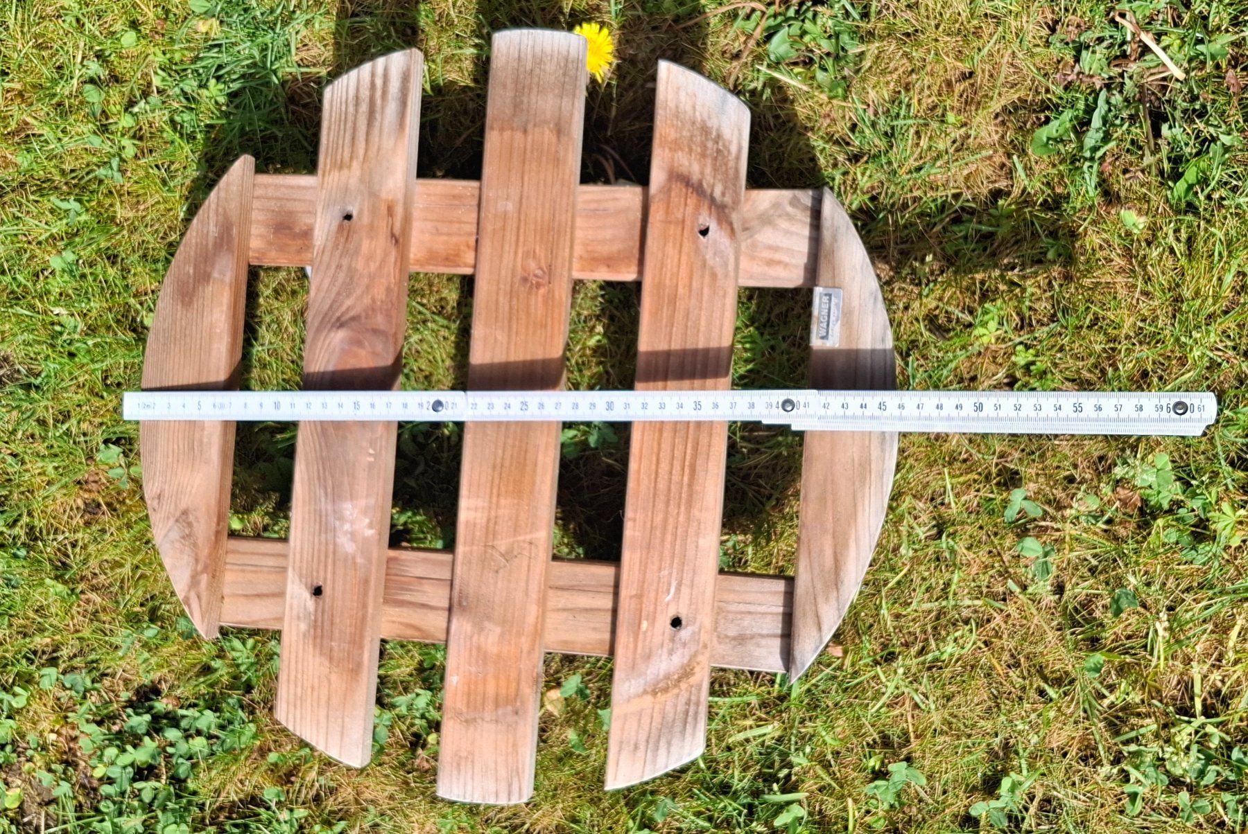 Articoli in legno: Pflanzenroller, Durchmesser 45cm – Usato da Lachen SZ venduto da Azrael83