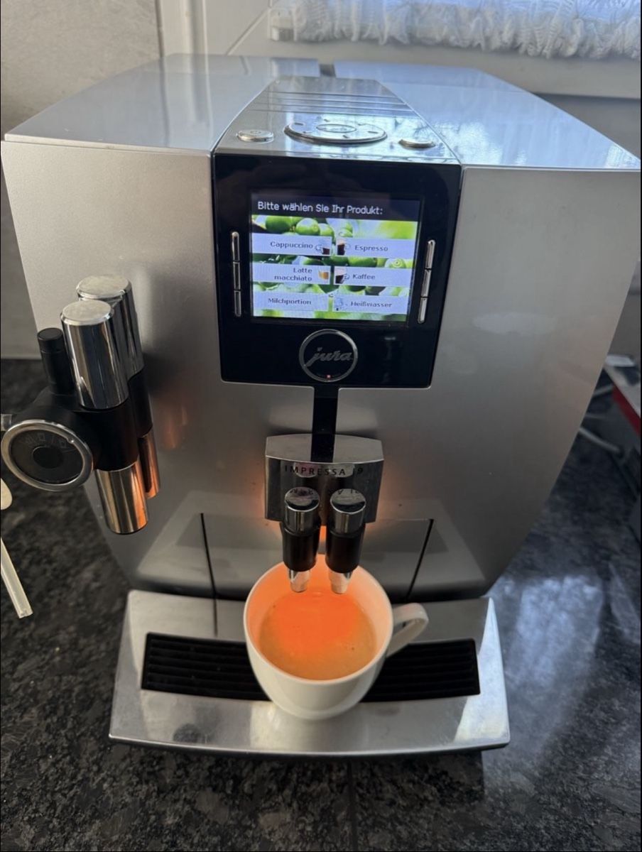 Jura Macchine per caffè & Macchine per espresso: Jura Impressa J9 – Usato da Buttikon SZ venduto da KaffeeGenussBronja