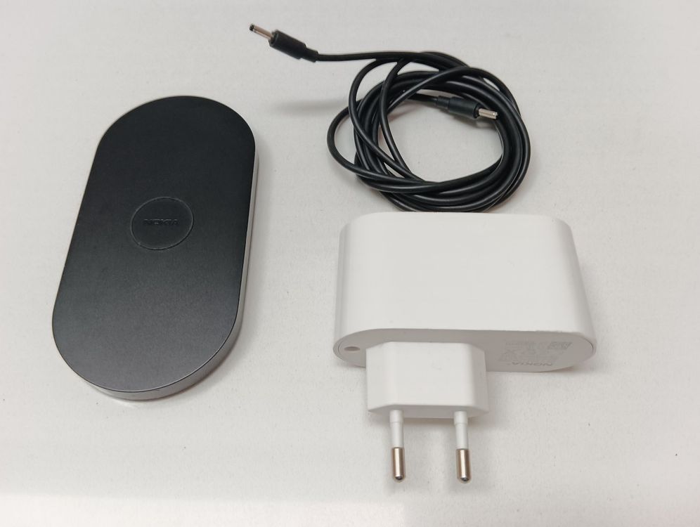 Nokia Wireless Charger DT-900 at best price in Kolkata by Deals4u | ID