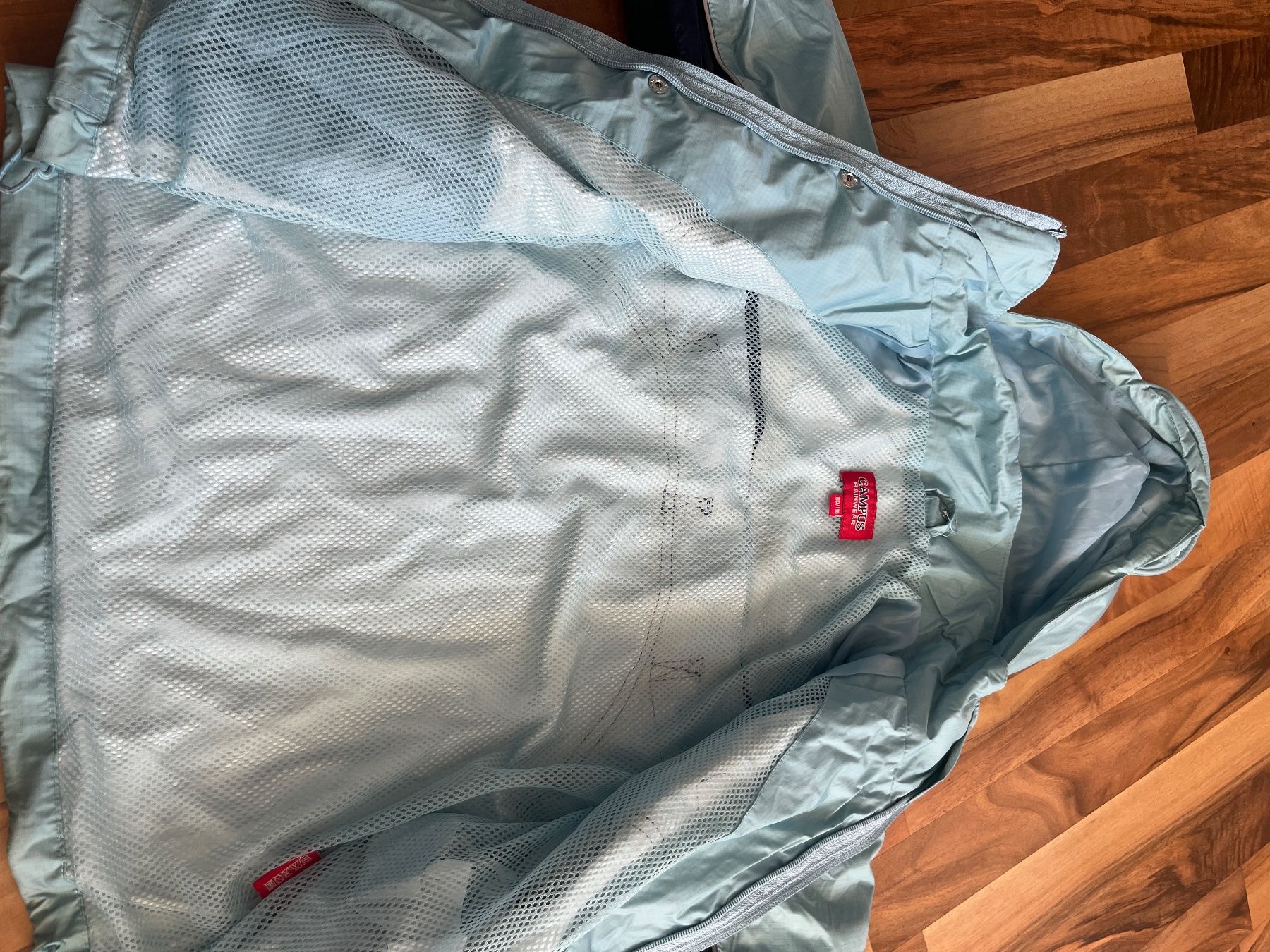 Giacche & Cappotti: Regenjacke – Usato da Heitenried venduto da Brutus2003 2
