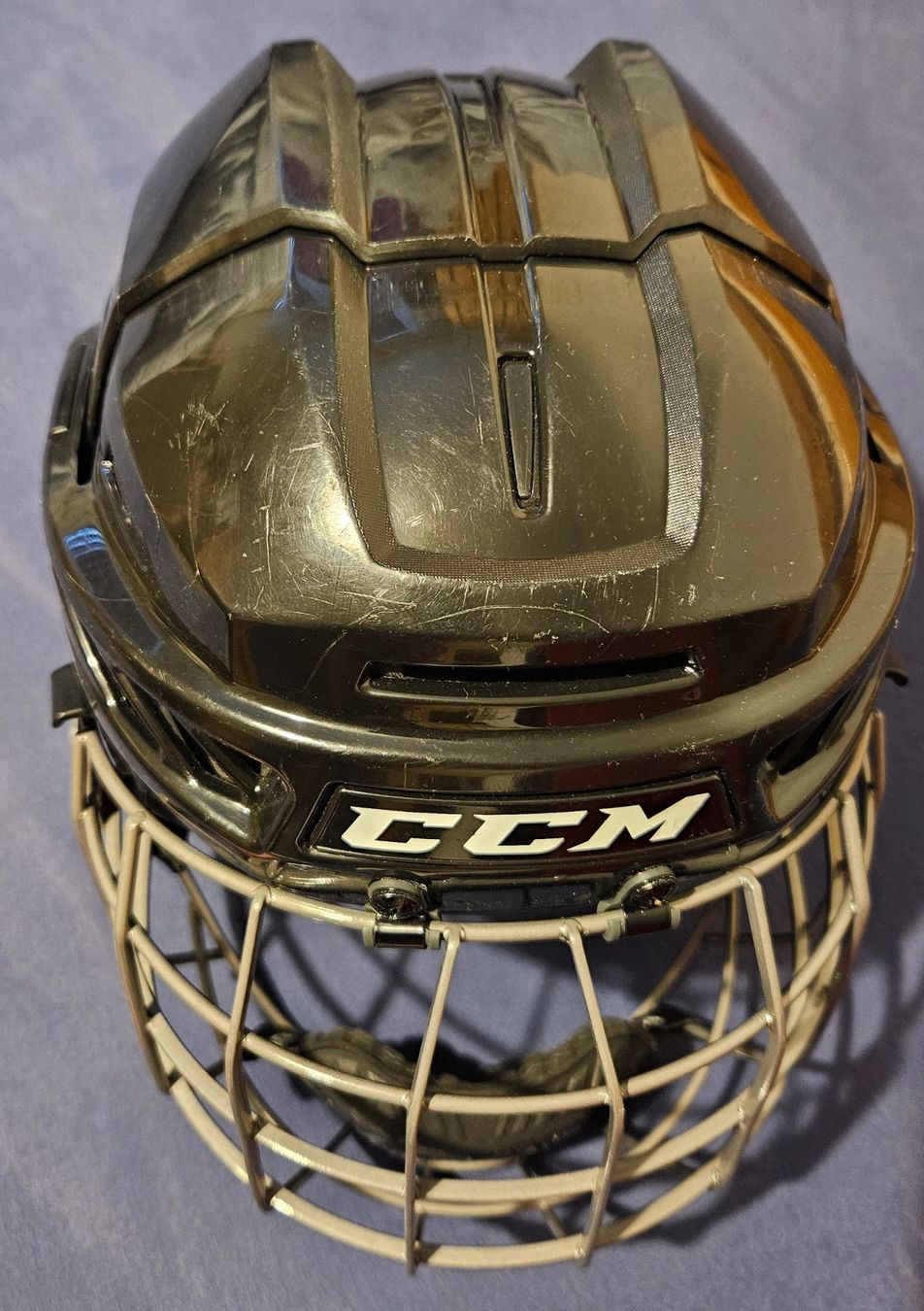 Caschi: CCM FL90 Eishockeyhelm Combo, Schwarz, Grösse M – Usato da Uttigen venduto da Mb10001 1