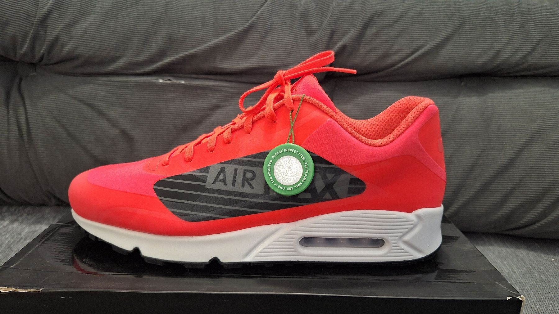 Nike Herrenschuhe: Nike Air Max 90 Bright Crimson 48.5 – Neu und originalverpackt aus S. Pietro von Ema.1977 1