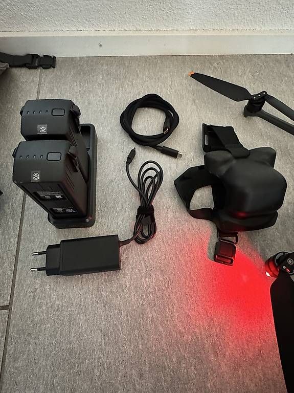 Modellismo RC: DJI Mavic 3 Cine Premium Combo – Usato da Adligenswil venduto da akro85 3