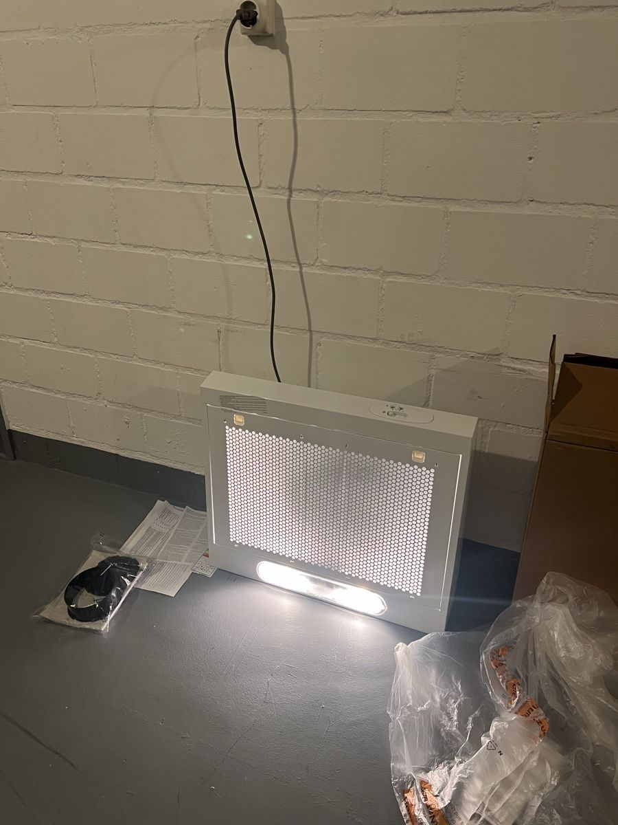 Cappe di aspirazione: Suprex Dunstabzugshaube krea vertice 60cm weiss – Nuovo e nell'imballaggio originale da Möhlin venduto da RBRO25