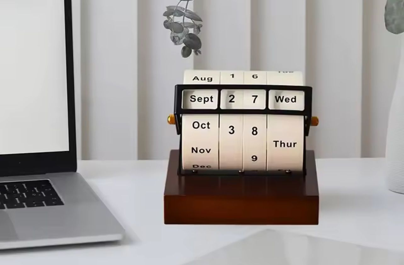 Calendari: Zeitloses Designobjekt zu Ihrer Arbeitsumgebung? – Nuovo e nell'imballaggio originale da Rorschach venduto da Stirnrunzler 1