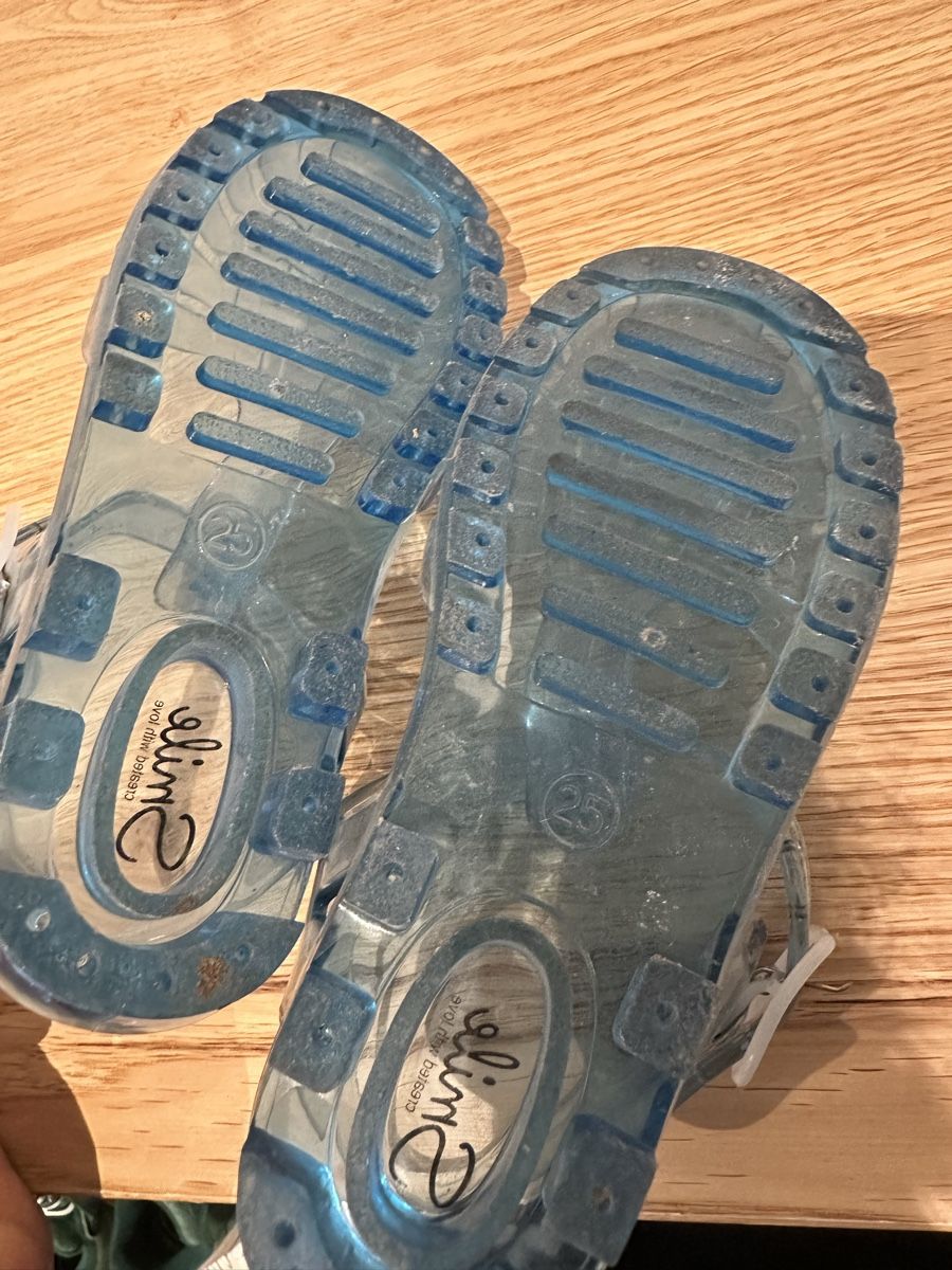 Scarpe per ragazzi: Badesandalen Sandalen Grösse 25 – Usato da Russikon venduto da sabi020 2