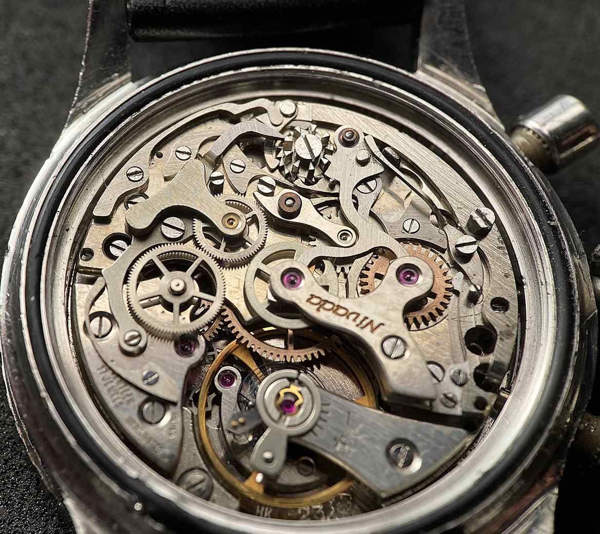 Nivada Orologi: Nivada Chronomaster Valjoux 23, Lollipop Zeiger – Usato da Luzern venduto da ChronoScope6004 7