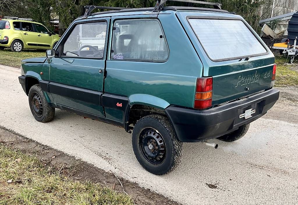 Fiat Automobili: Fiat panda 4x4  1.1 toit ouvrant – Usato da Denges venduto da Stojanov18 1