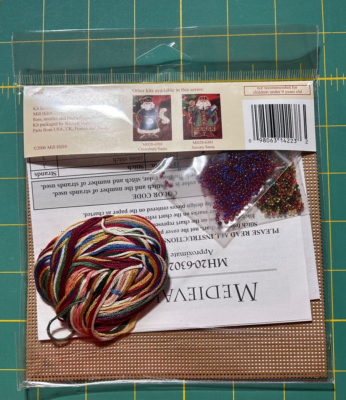 Kit bricolage: Lot complet de 3 Medieval Santas de Mill Hill – Nuovo e nell'imballaggio originale da Bouveret venduto da sev_qj7l 4