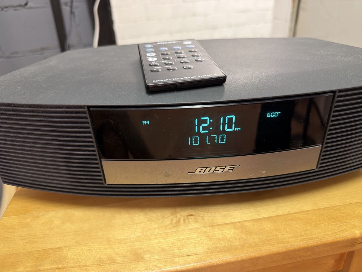 Bose Radio: Bose Acoustic Wave Music System II – Usato da basel venduto da Swiss._.1978 3