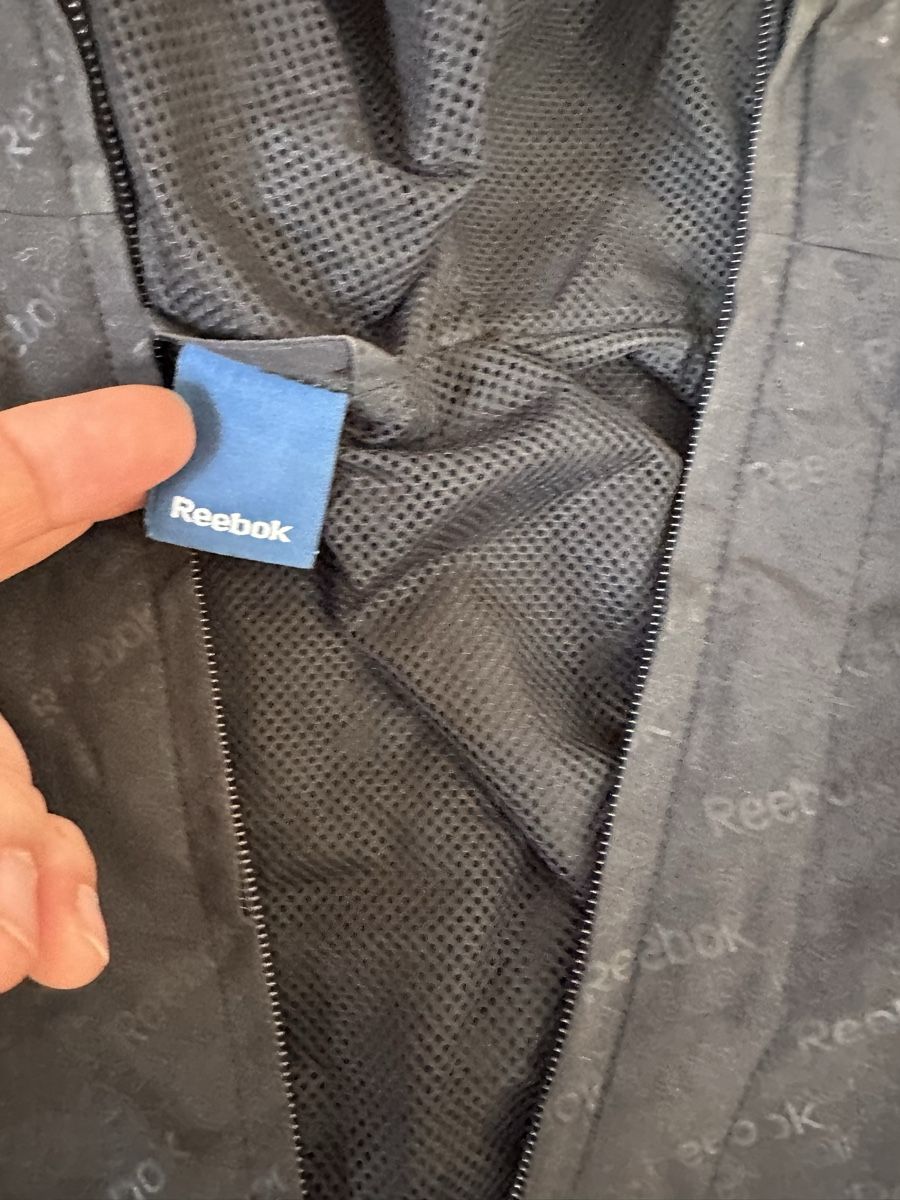 Reebok Giacche: REEBOK REGENJACKE – Usato da Ennetbaden venduto da kloter6 2