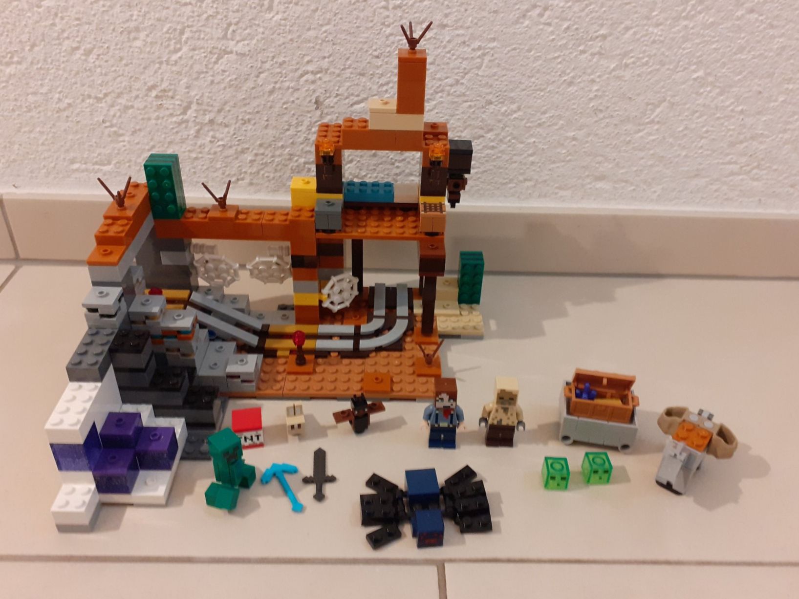 Lego Kit di costruzioni: Lego Minecraft 21263 Mine in den Badlands – Usato da Volketswil venduto da greifensee11511 1