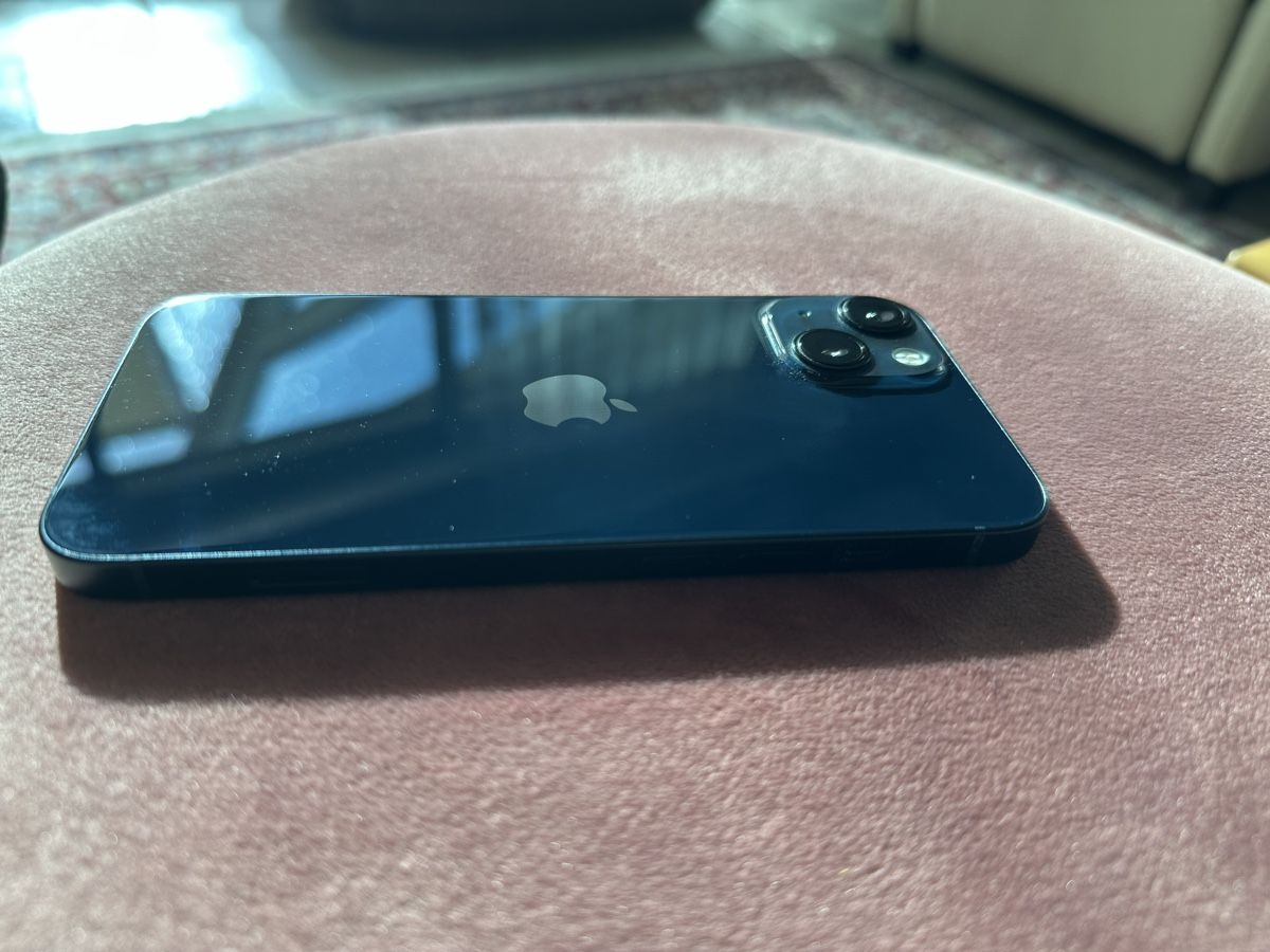 Apple Handys / Smartphones: Iphone 13 256 GB midnight blue – Gebraucht aus Luzern von ariazalea 3